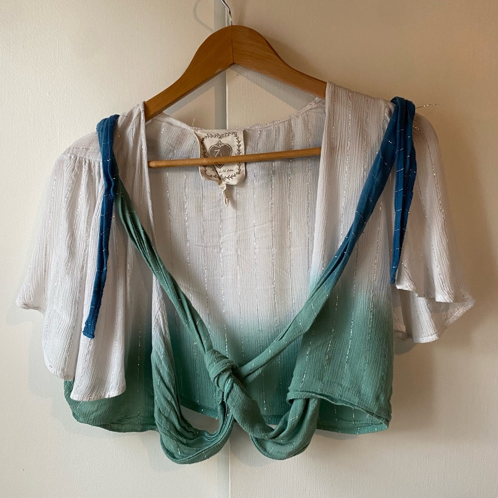 Z&L Flutter Sleeve Blue Green Sparkling Cropped Tie Top Shirt Womens Medium